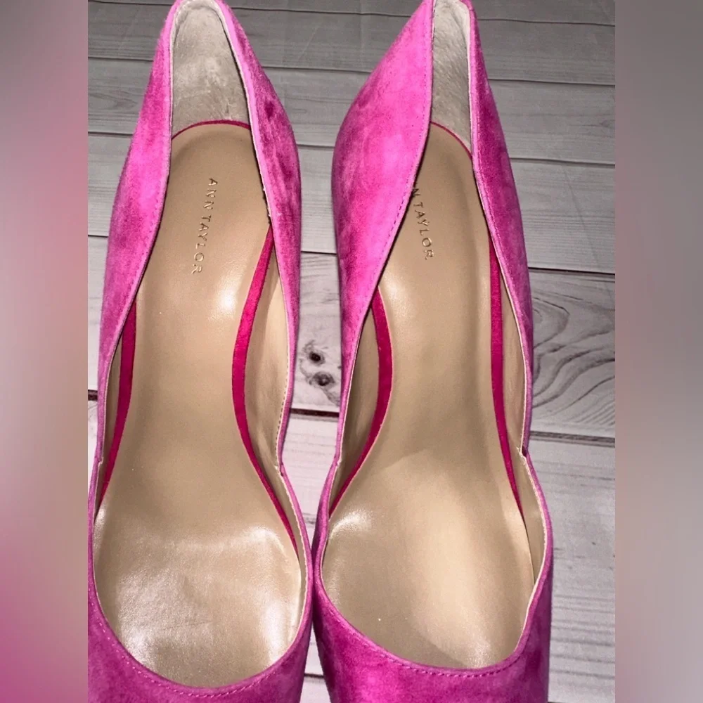 Ann Taylor Azra Pink Suede Pointed Toe Heels | Size 10M Wedding Formal Fuchsia - Picture 8 of 12